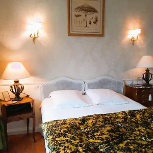  Bed and breakfast Hote-aix-centre-garage-piscine